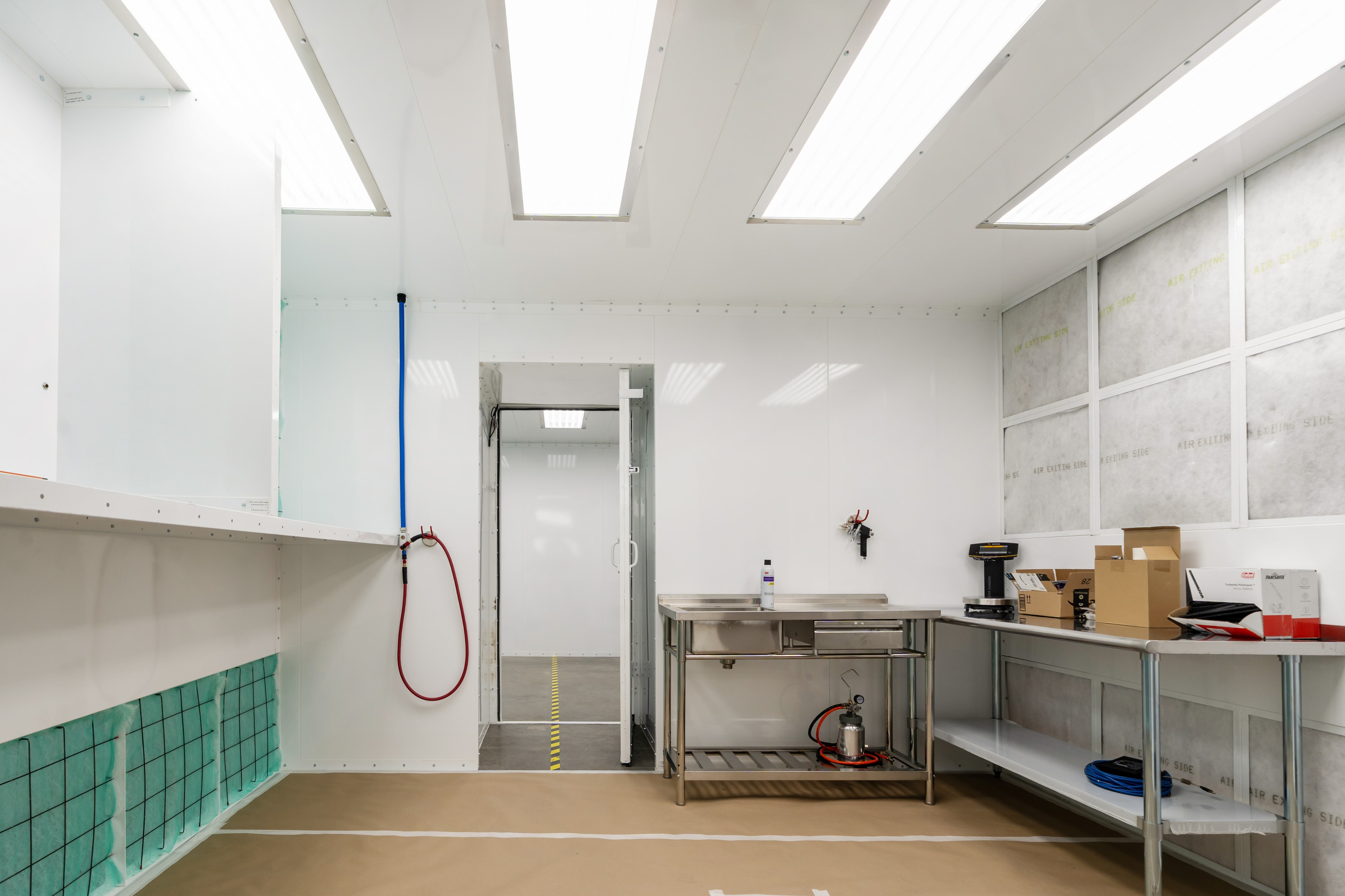 Spray Booth Lighting Standards for Professional Finishing